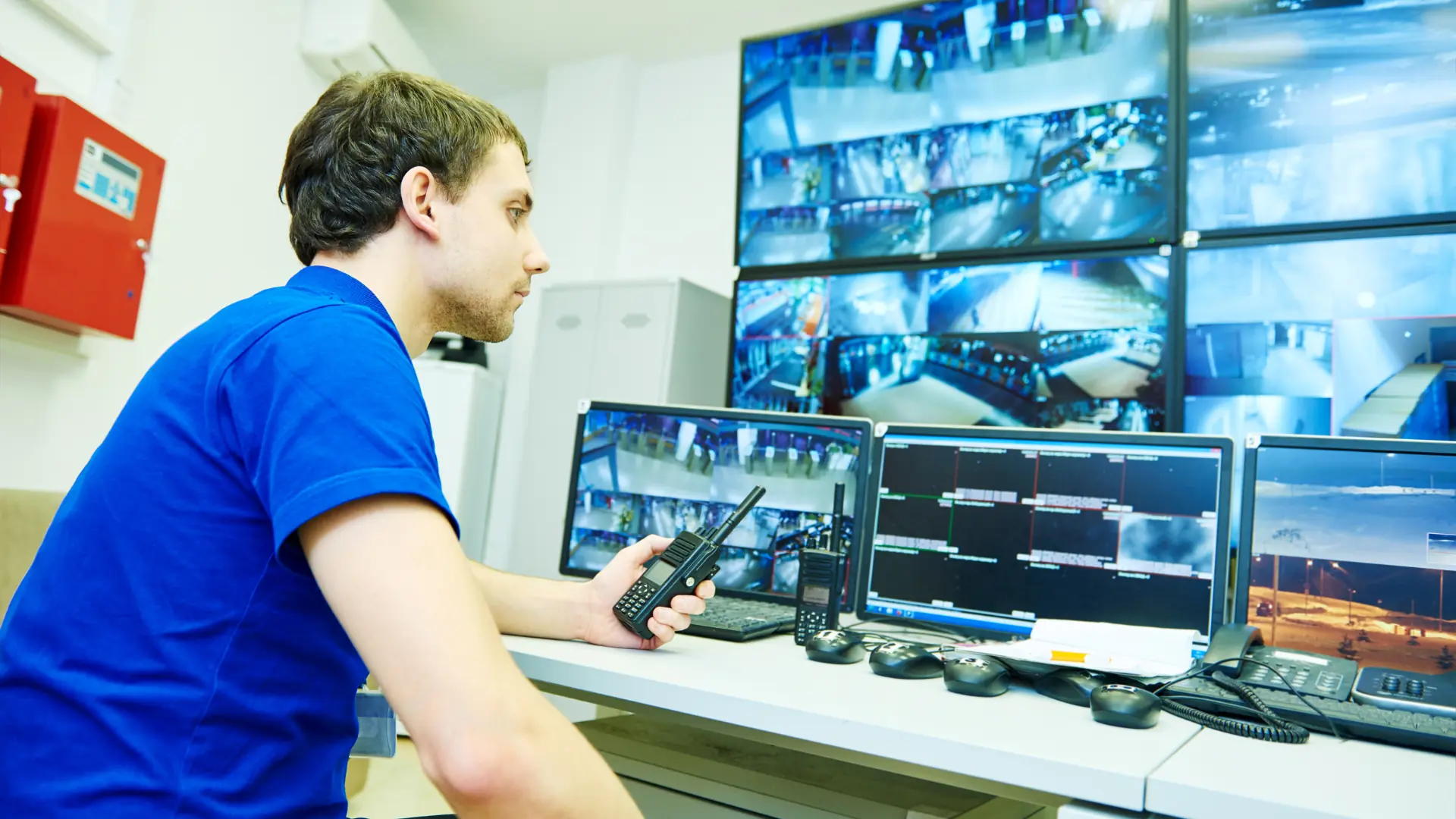 Cleanroom-Compatible Monitors: Why They Are Important in Healthcare