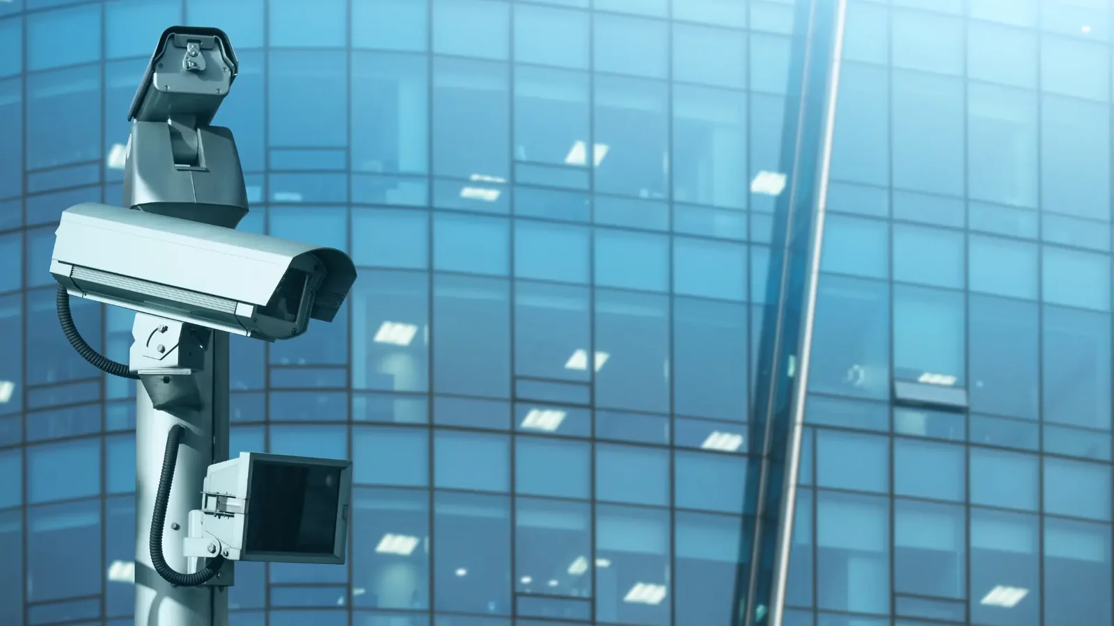 How Advanced Surveillance Boosts Campus Safety in Education, image 2