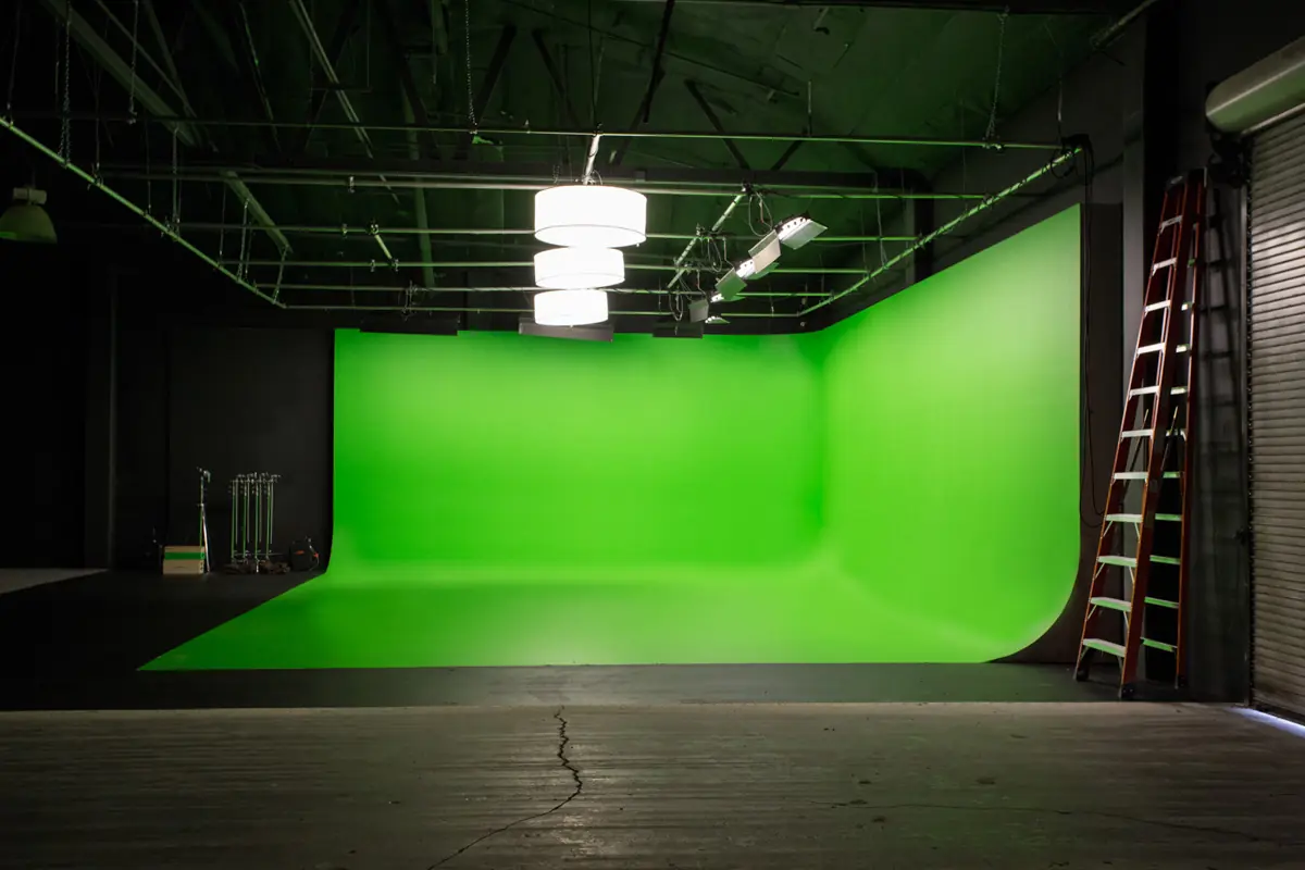 Immersive Chroma Key Walls and Virtual Production Backdrops, image 2